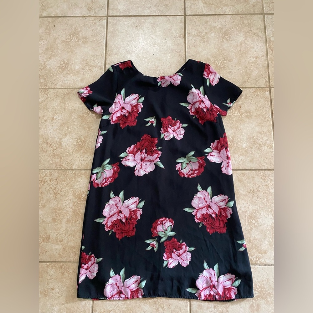 Gently Used Charlotte Russe Peonies Dress